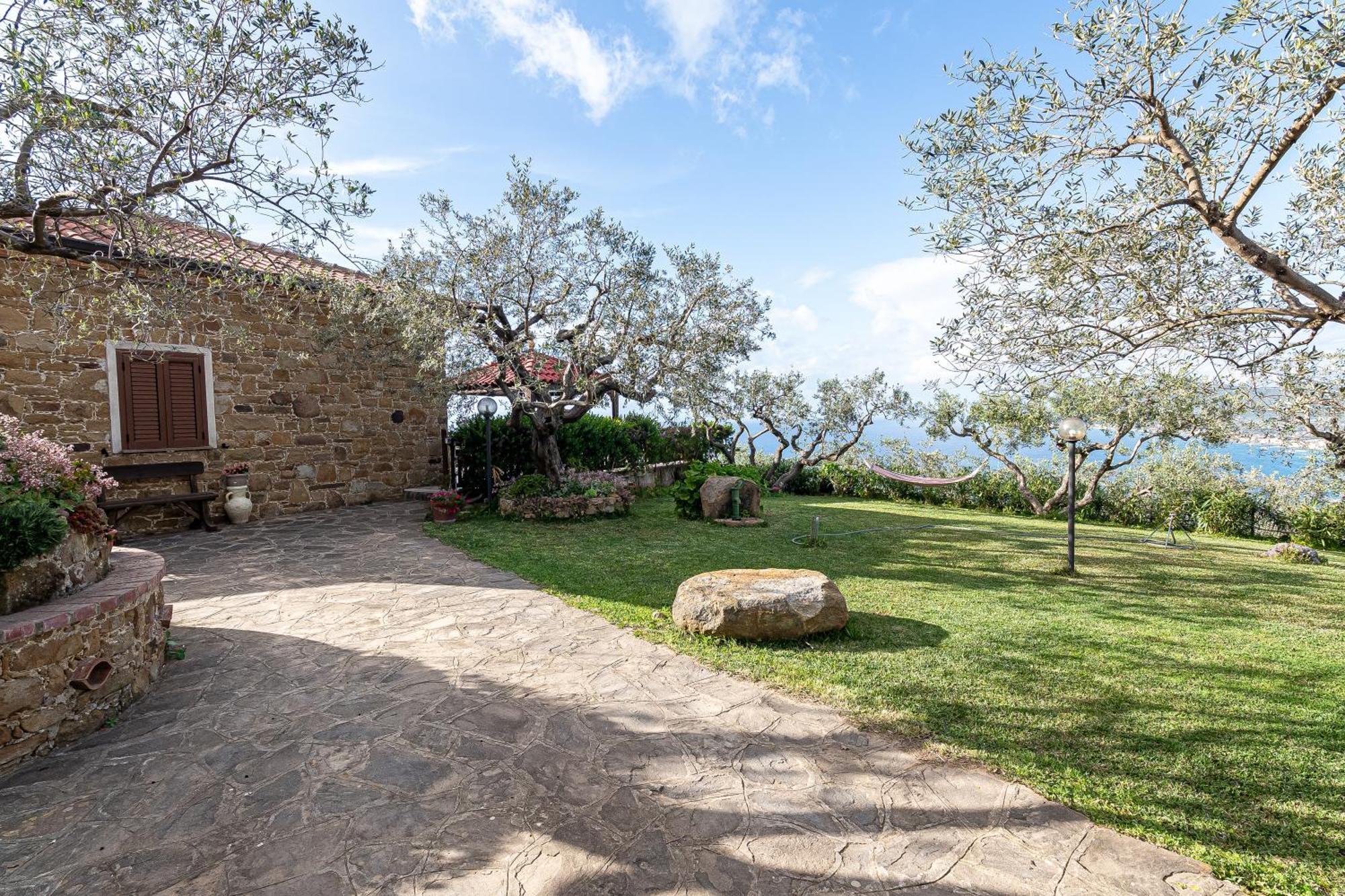Bellezza In Cilento Panoramic Apts Castellabate Exterior foto